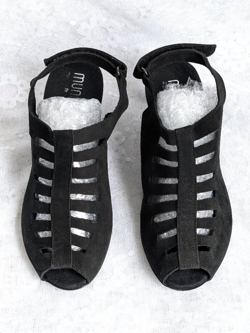 Munro American Black Abby Peep Toe Slingback Suede Leather Sandals Size 8 1/2 WW
